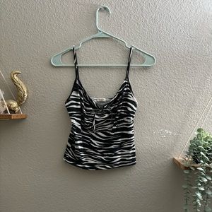 Brandy Melville zebra tank🦓🤍